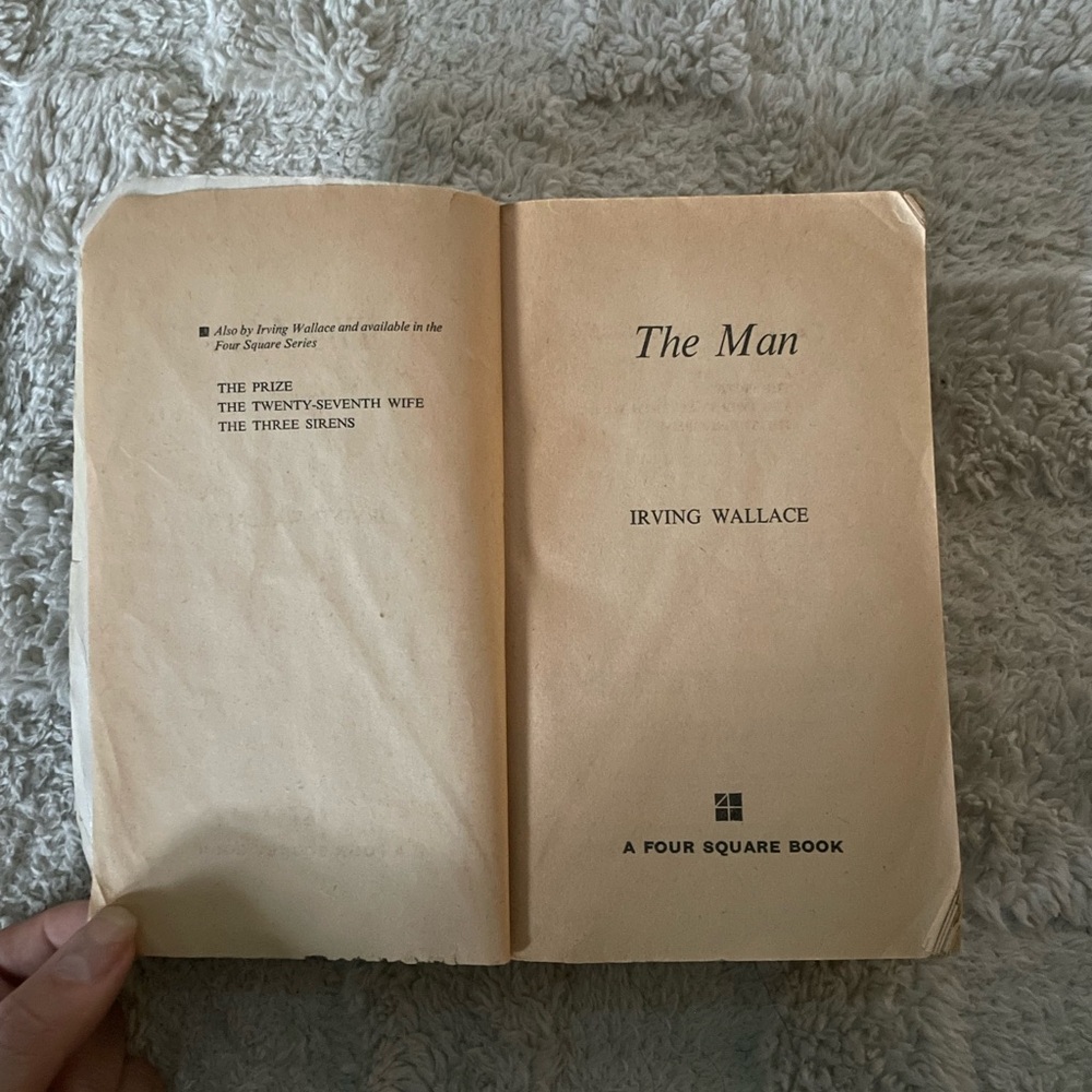 📚🔪The Man - Picture 6 of 8